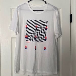 Lululemon SeaWheeze 5 year Basic Short Sleeve Size Large